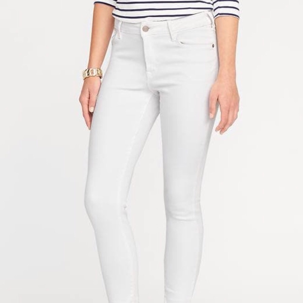 Old Navy Mid-Rise Super Skinny White Jeans